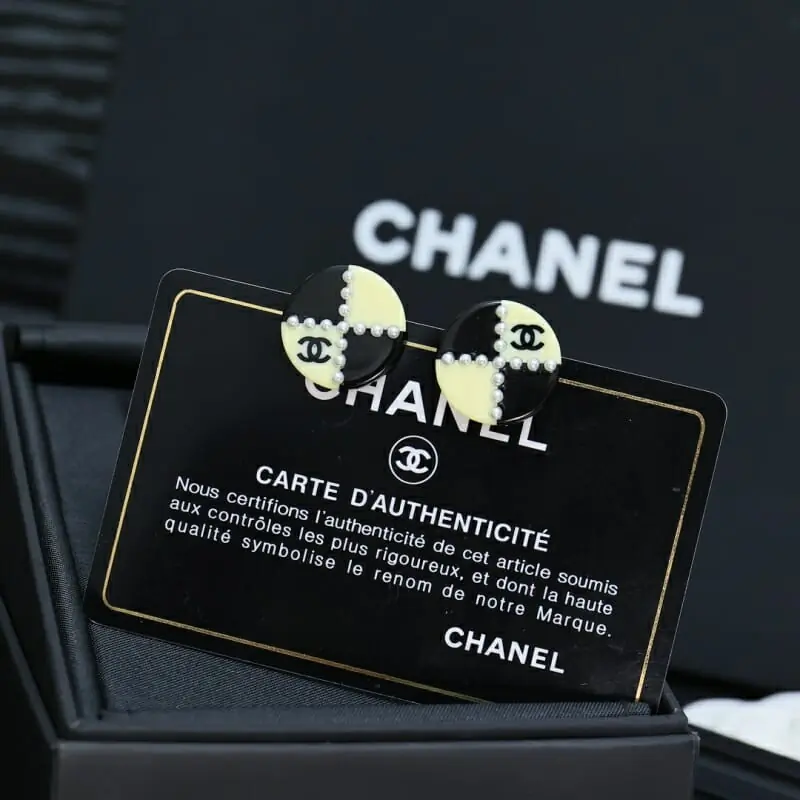 chanel boucles doreilles pour femme s_12517742